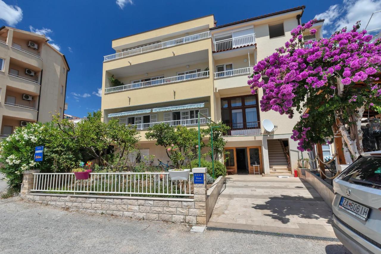 Beach Apartments Makarska Bagian luar foto